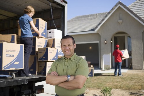 Planning checklist for home moves in Camden.